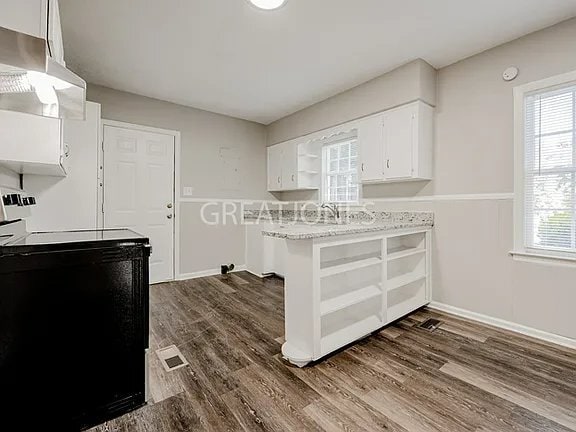 Photo - 1921 51st St