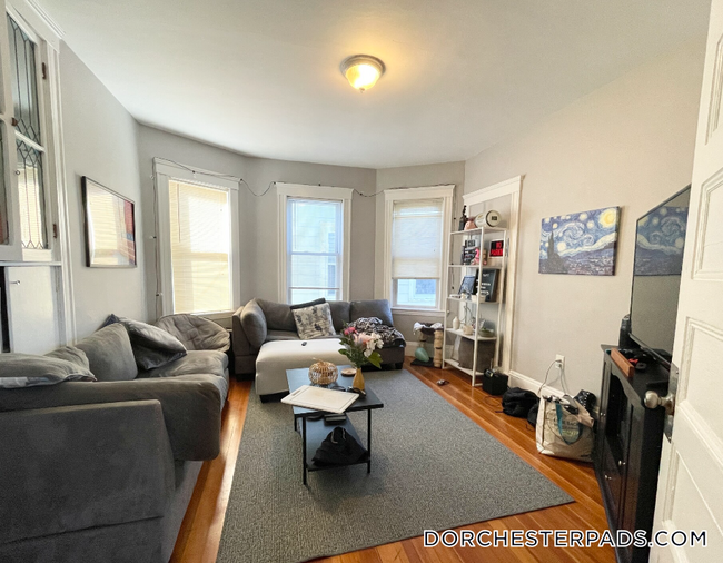 Photo - 9 Taft St Apartment Unit 3