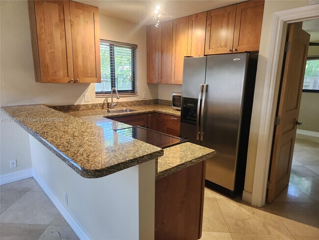 Photo - 210 SW 8th St Unit 1-3