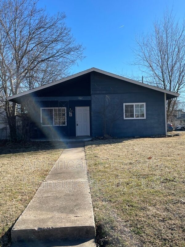 Building Photo - 1547 S Knoxville Ave Unit A Rental