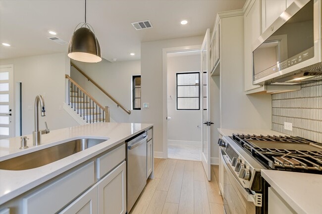 Photo - 114 Lightsey Rd