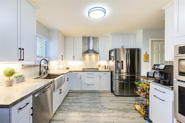 Building Photo - 21018 Fox Walk Trail