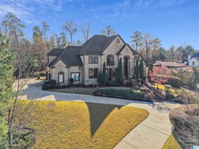 2005 Lake Heather Dr