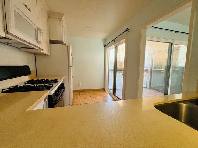 Photo - 515 N Jackson St Unidad 112