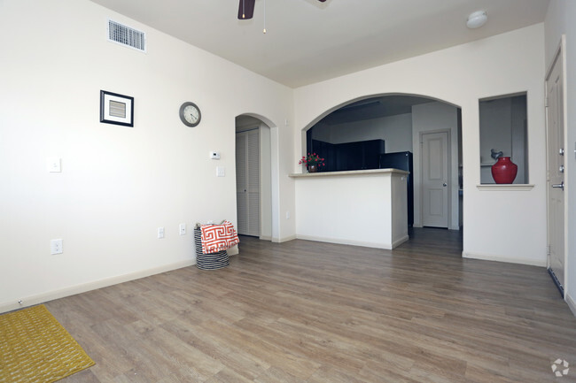 Interior Photo - Paseo Pointe Rental