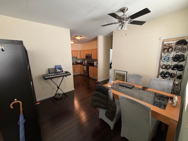Photo - Private updated Large 2bed 2bath condo for rent! Unit 2128