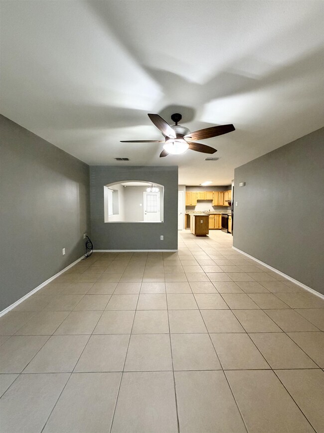 Photo - 11111 Revilla Dr