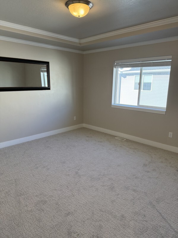 Photo - 1567 N 400 W