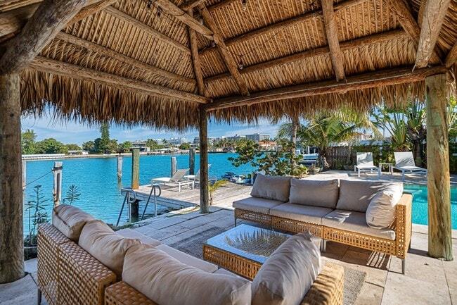 Building Photo - 621 86th St