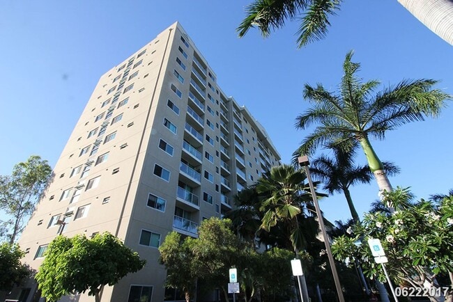 Building Photo - 3BR/1BA IN SECURED BLDG (Pets Negotiable) PLANTATION TOWN APTS (Waipahu)