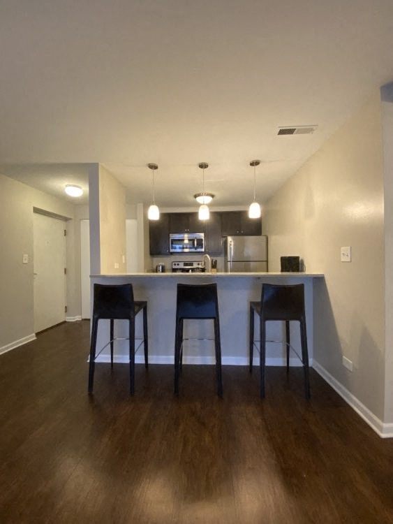 Breakfast bar sitting area