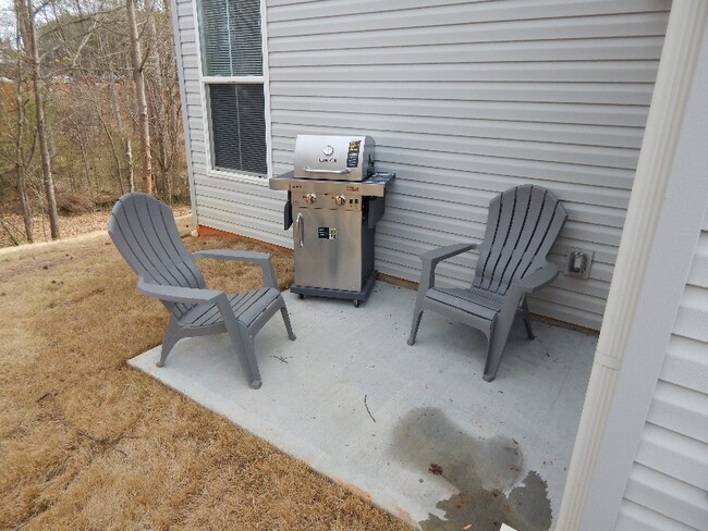 Photo - 233 Marshland Ln