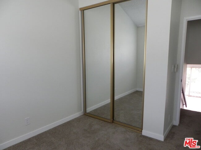 Photo - 879 Coriander Dr