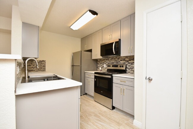 Photo - 2nd Level Specious One Bedroom Condo at Copper Sands! Unit 2013