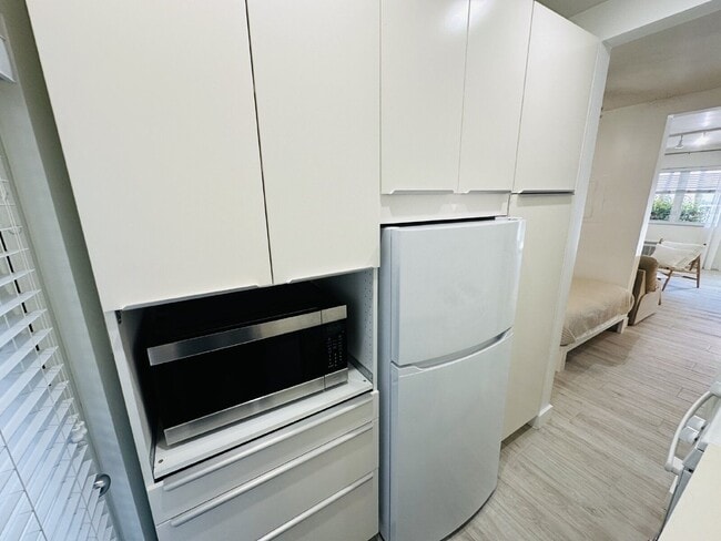 Photo - 745 13th St Unit Apartment 6