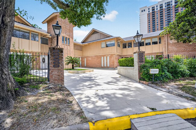 Building Photo - 6305 Crab Orchard Rd Unit 2