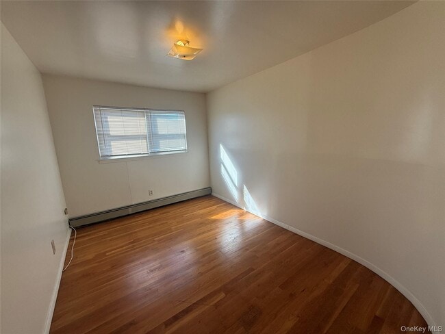 Photo - 393 Long Beach Rd