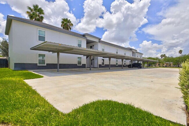 1207 W Kennedy St Unit 4