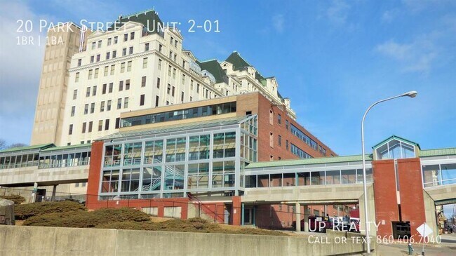 Photo - 20 Park St Unit : 2-01