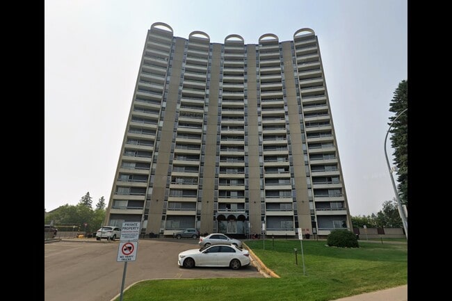 Building Photo - 10883 Saskatchewan Dr NW