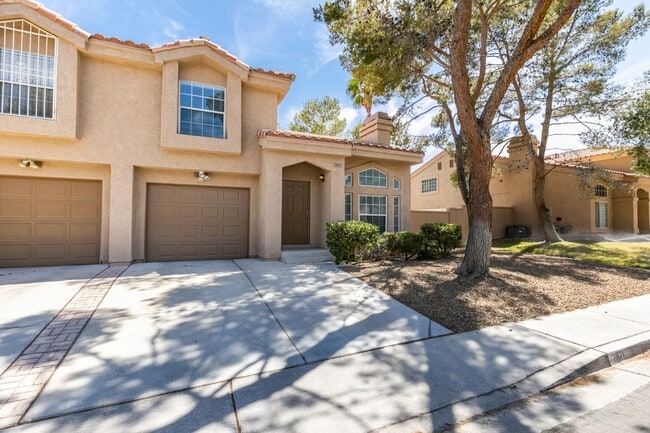 Photo - Charming 2-bedroom townhome in Green Valley!