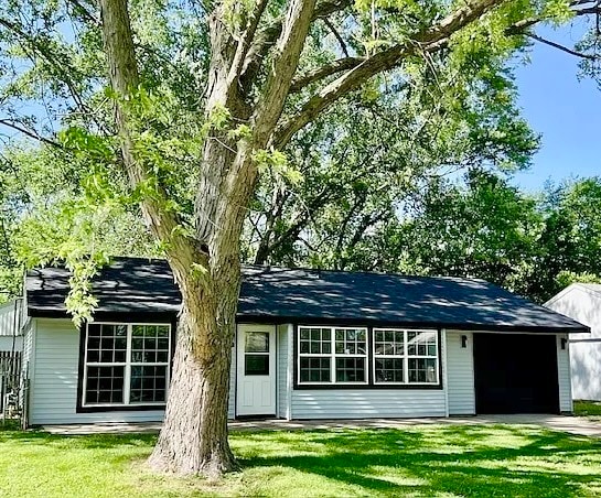 Building Photo - 3308 Ridgewood Dr Rental