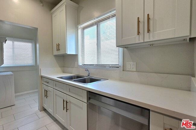 Photo - 224 N Jackson St Unit 224A