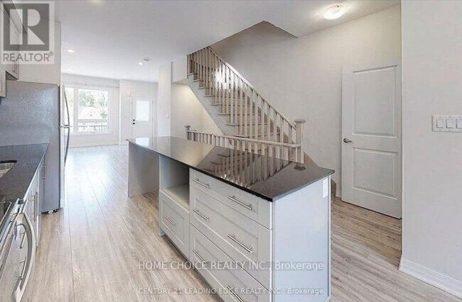 Photo - 1628 Pleasure Valley Path