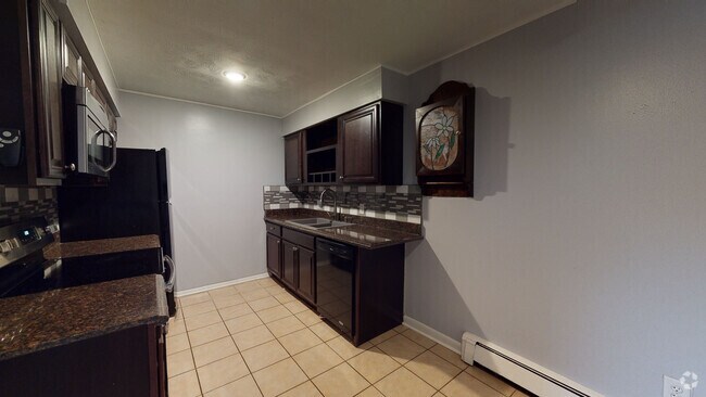 2 BR, 1 BA, 950 SF