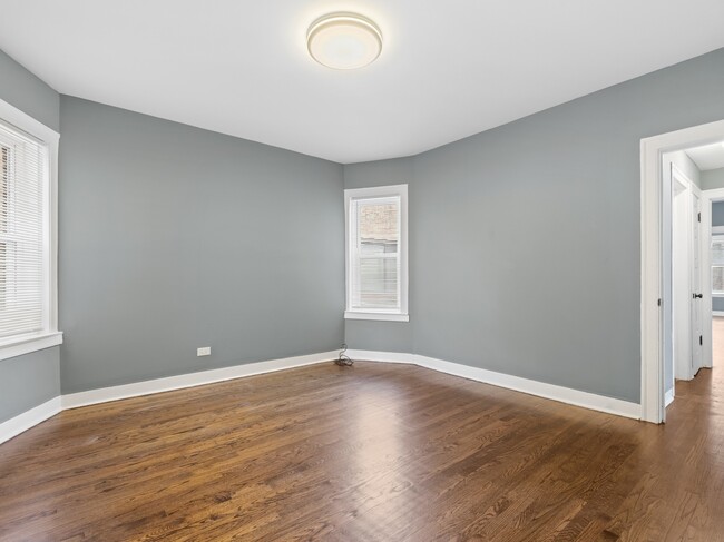 Photo - 7649 S Yates Blvd Unidad 3