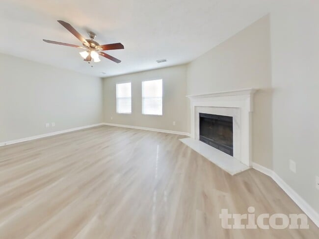 Photo - 5004 Millpond Ct