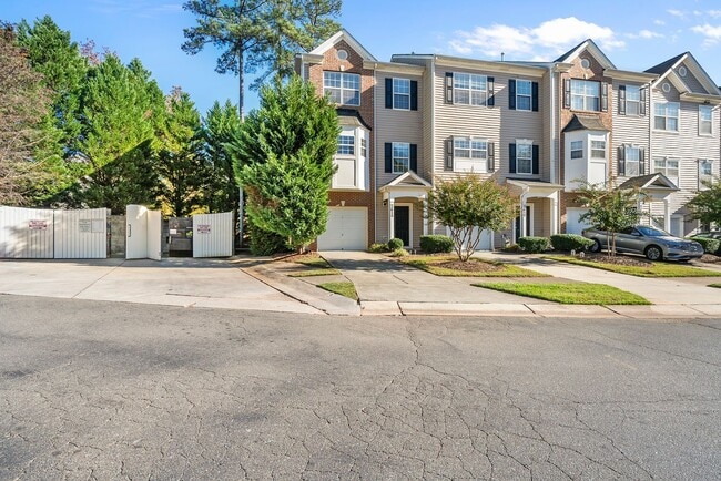 Photo - 2615 Wyntercrest Ln