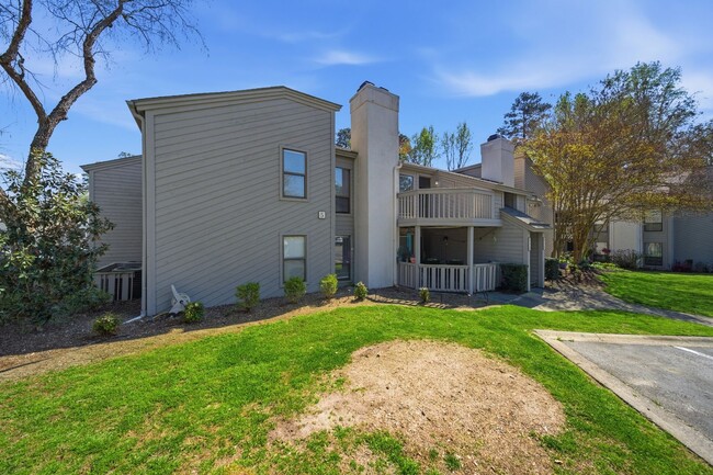 Photo - 2 Bedroom Condo in Deerwood Knoll Unit F5