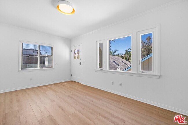 Photo - 38 20th Ave Unit C