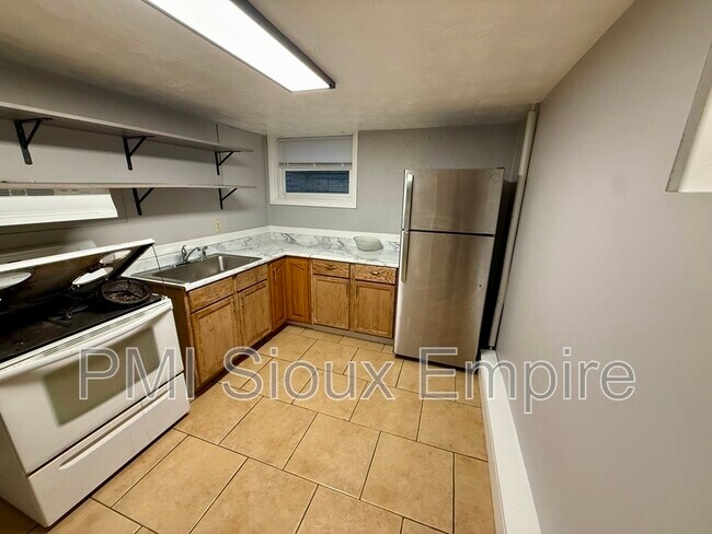 Photo - 2600 S Duluth Ave