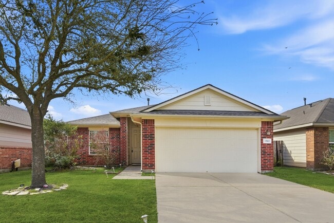 Building Photo - 1502 Stonehedge Bend Dr