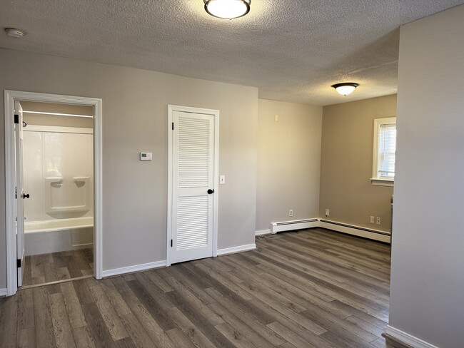 Photo - 66 Hamlet Ave Unit 1R