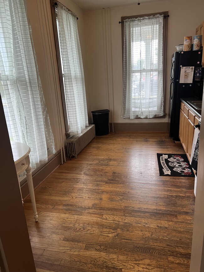 Photo - 47 N College St Unidad Bottom floor