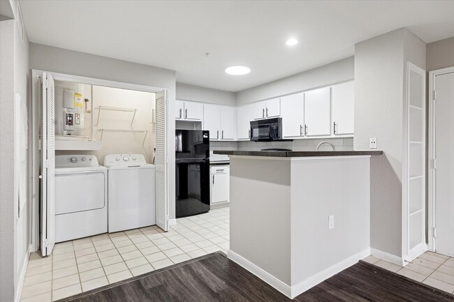 Photo - 1710 W T C Jester Blvd Unit 5104