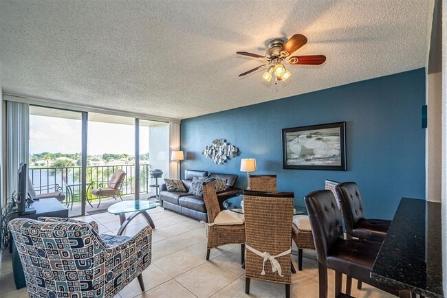 Photo - 1830 Embassy Dr Unit 409