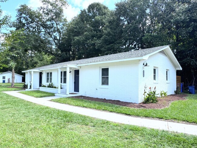 Photo - 4213 Peachtree Ave