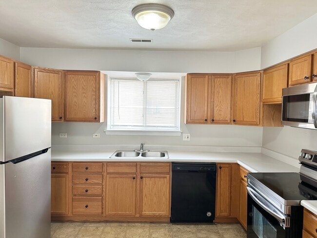 Photo - 1007 Taft Ave Unit 2B