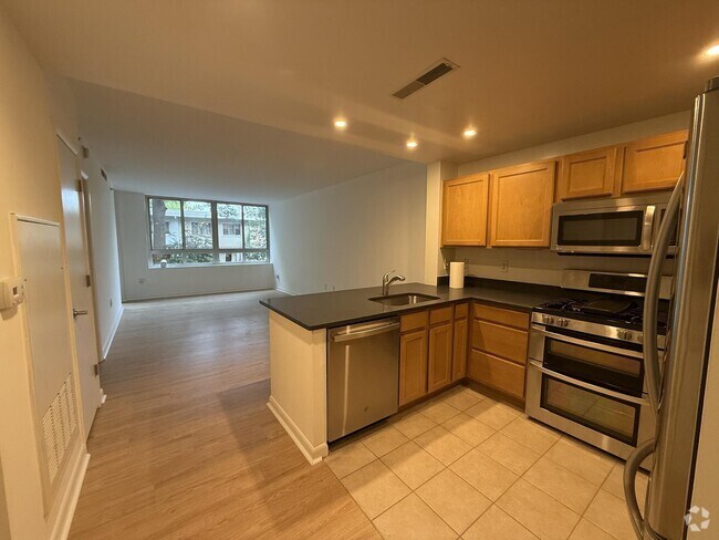 Building Photo - 350 G St SW Unit # N121 Rental