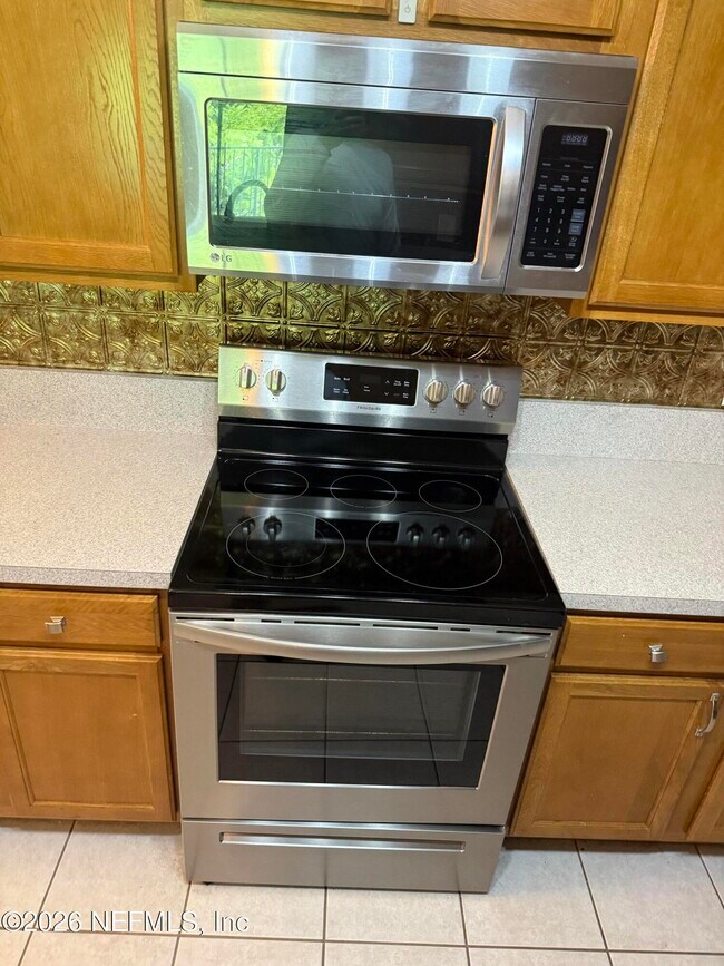 Photo - 7920 Merrill Rd Unit 914