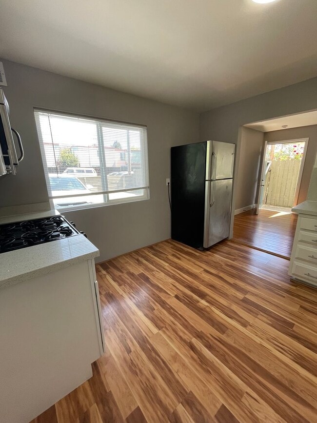 Photo - 2 Bedroom/1 Bath Upper Unit Unidad 6225