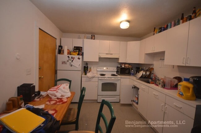 Building Photo - 226 Parker Hill Ave Unit 4