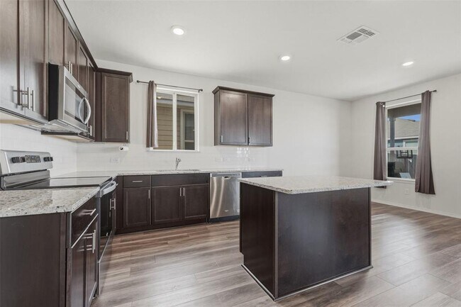 Photo - 201 Katie Elder Dr