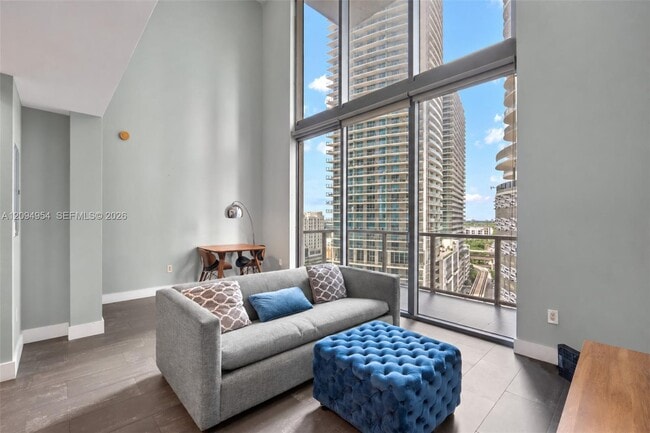 1050 Brickell Ave