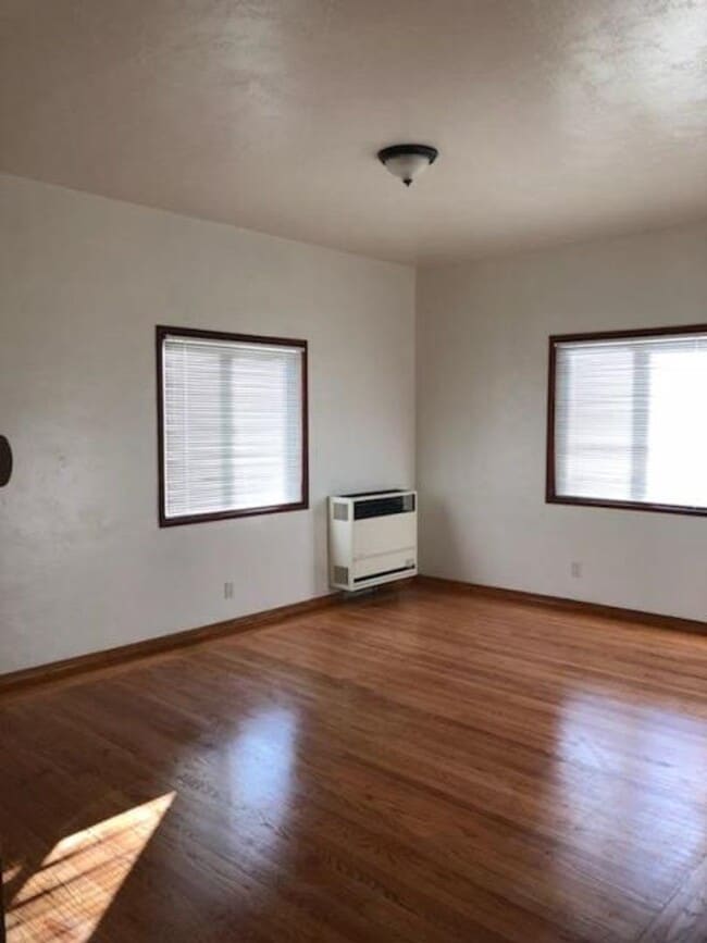 2109 Cedar St Unidad D