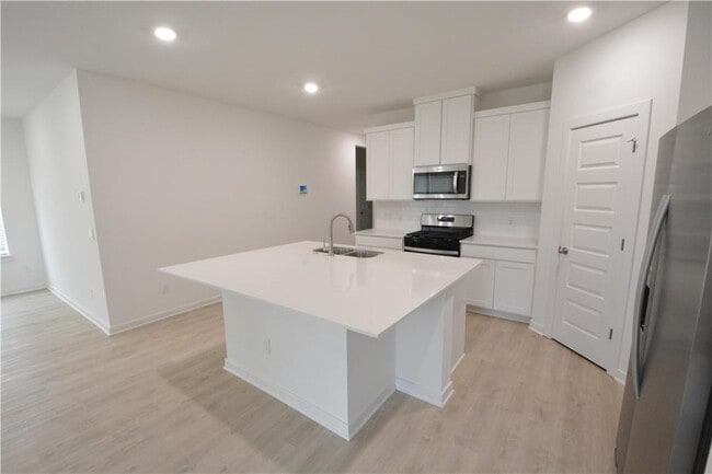 Photo - 3880 Aryana Ave
